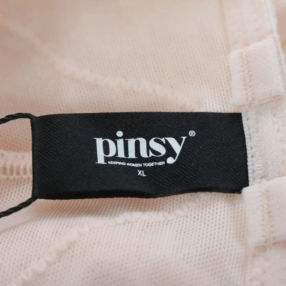 PINSY - Picture 8 of 9